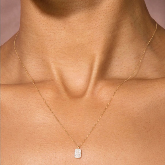 NEW Stone and Strand Tagged Diamond Pendant Necklace Gold - Picture 2 of 4